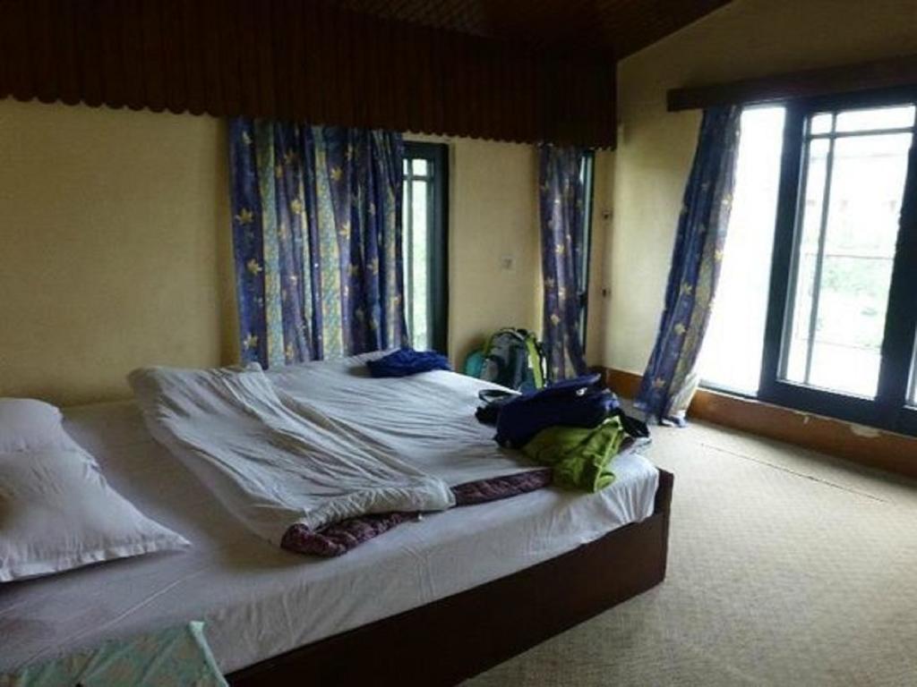 Jeelani Guest House Srinagar  Bilik gambar