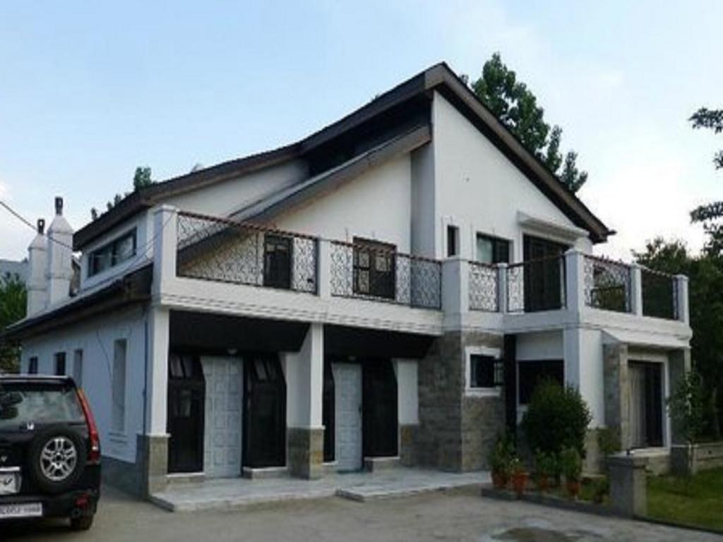 Jeelani Guest House Srinagar  Luaran gambar
